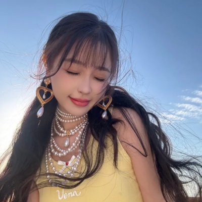 奇科·泽维尔海报