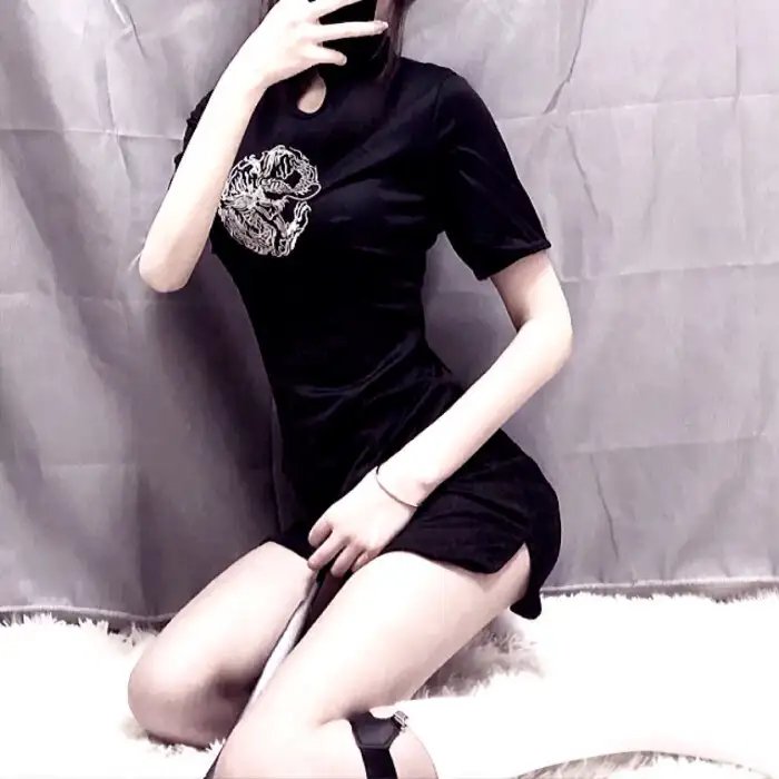 燃烬海报